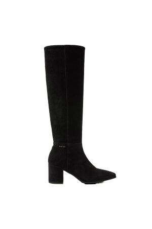 Nubikk Nubikk  Nubikk Nubikk