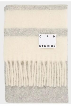 Copenhagen Copenhagen CPH Shawl 16 Copenhagen Copenhagen CPH Shawl 16